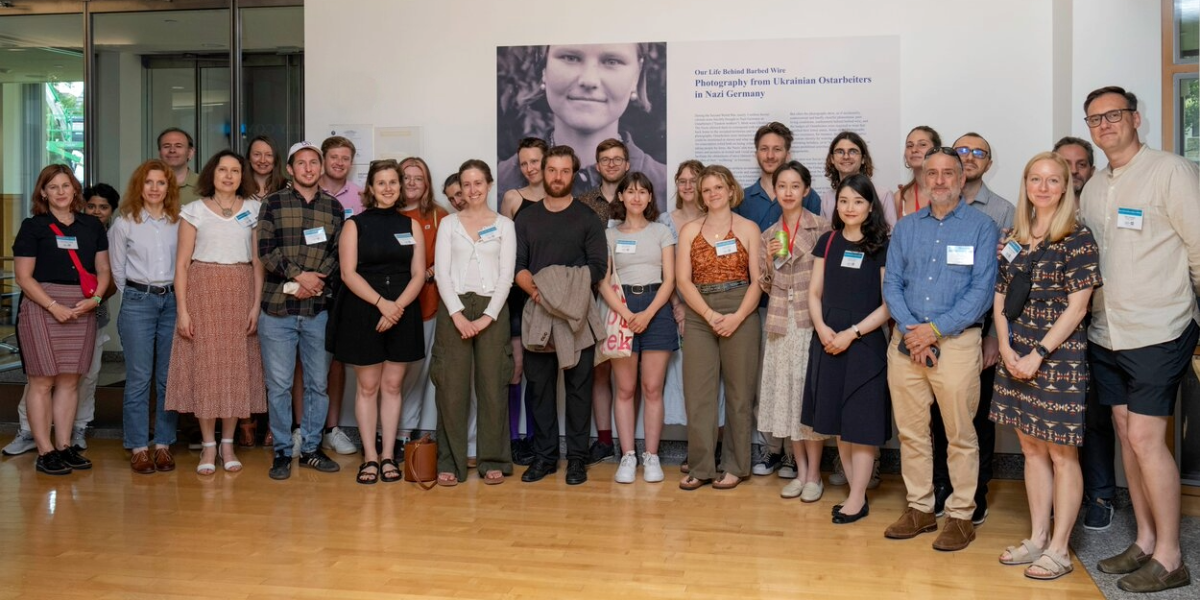 2024 HUSI students at Averbuch Exhibit