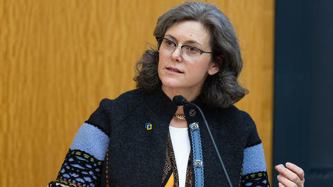 An image of Razom for Ukraine CEO Dora Chomiak delivering a Keynote Lecture for TCUP 2024.
