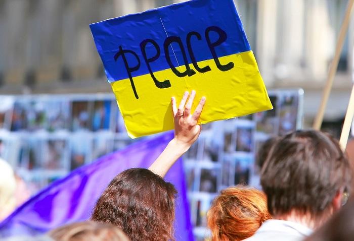 Ukrainian peace sign