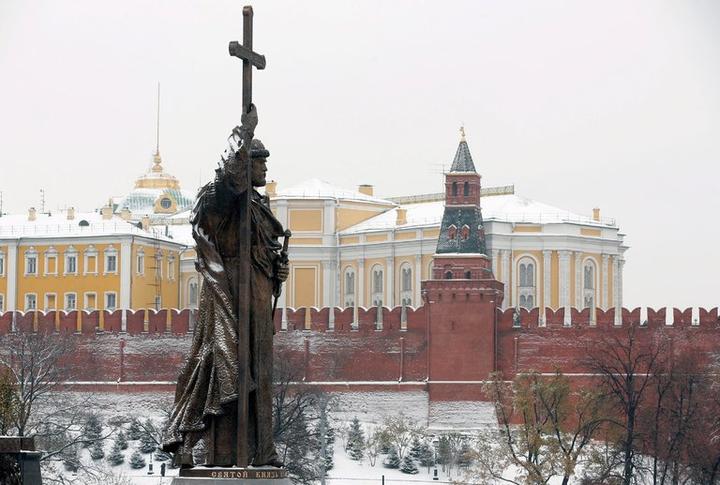 Volodymyr statue