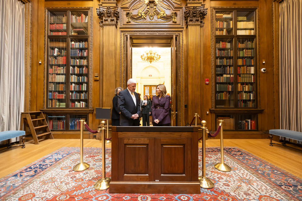 Zelenska in the Harvard Library